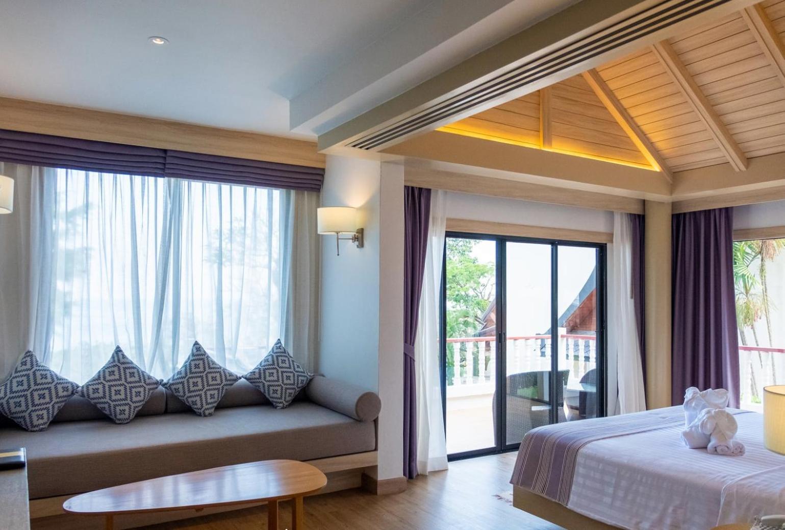 Namaka Resort Kamala Exterior photo Deluxe Pool Access