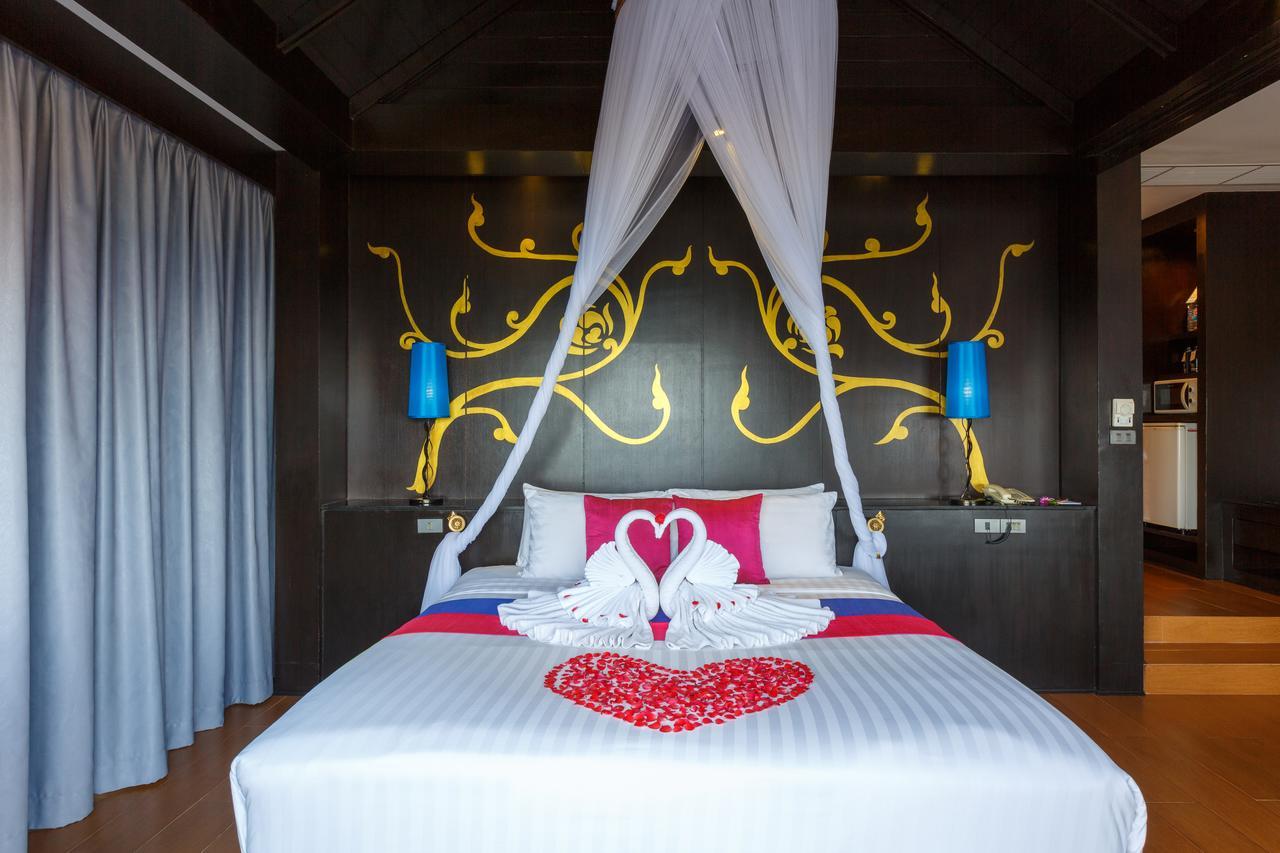 Namaka Resort Kamala Exterior photo A bedroom at the resort
